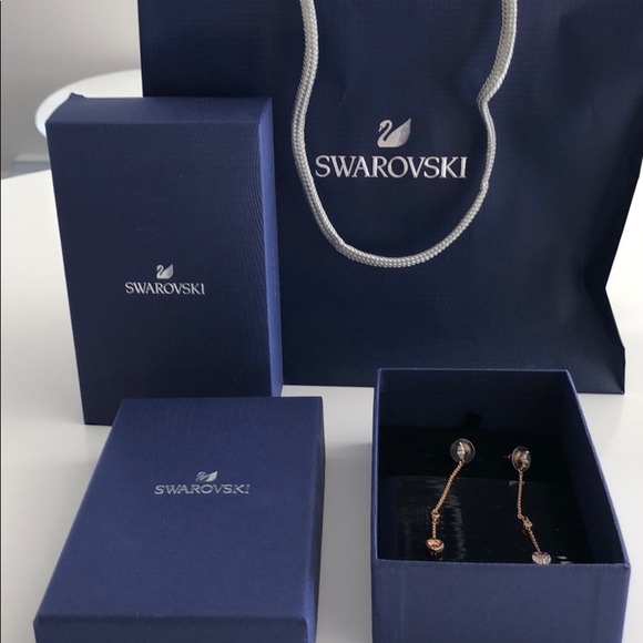 Swarovski Heart Earrings - Picture 4 of 5